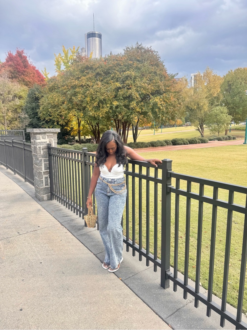 Fashion Nova High-Waist Acid Wash Jeans - Blue - SIZE 9